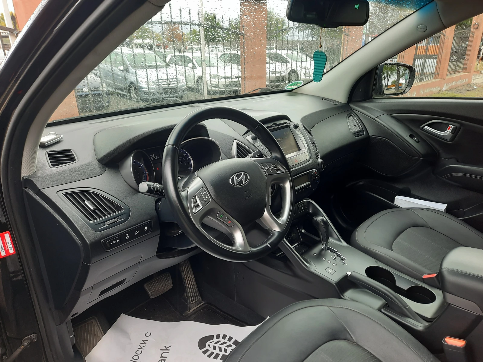 Hyundai IX35 2.0GDI 4x4 - изображение 9