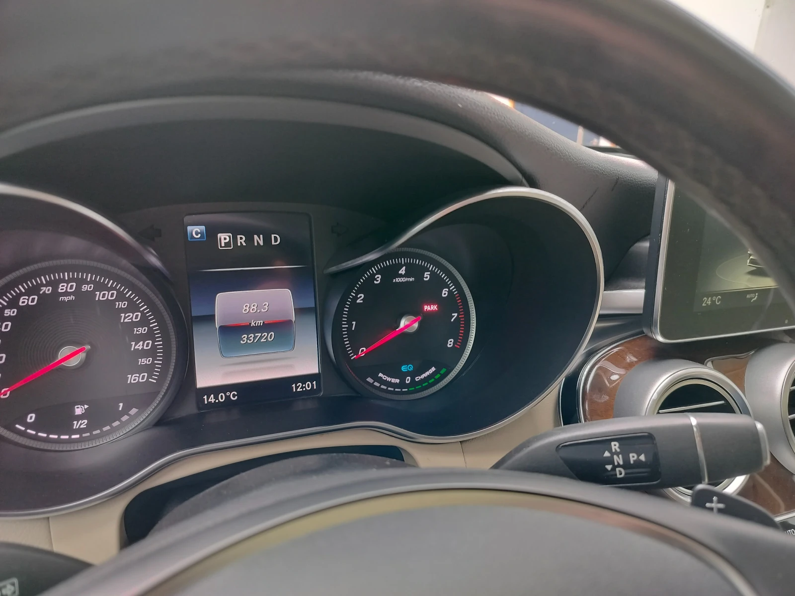 Mercedes-Benz GLC 350 e/4M/AMG-LINE/NAVI/360/PANO/key-go - изображение 7