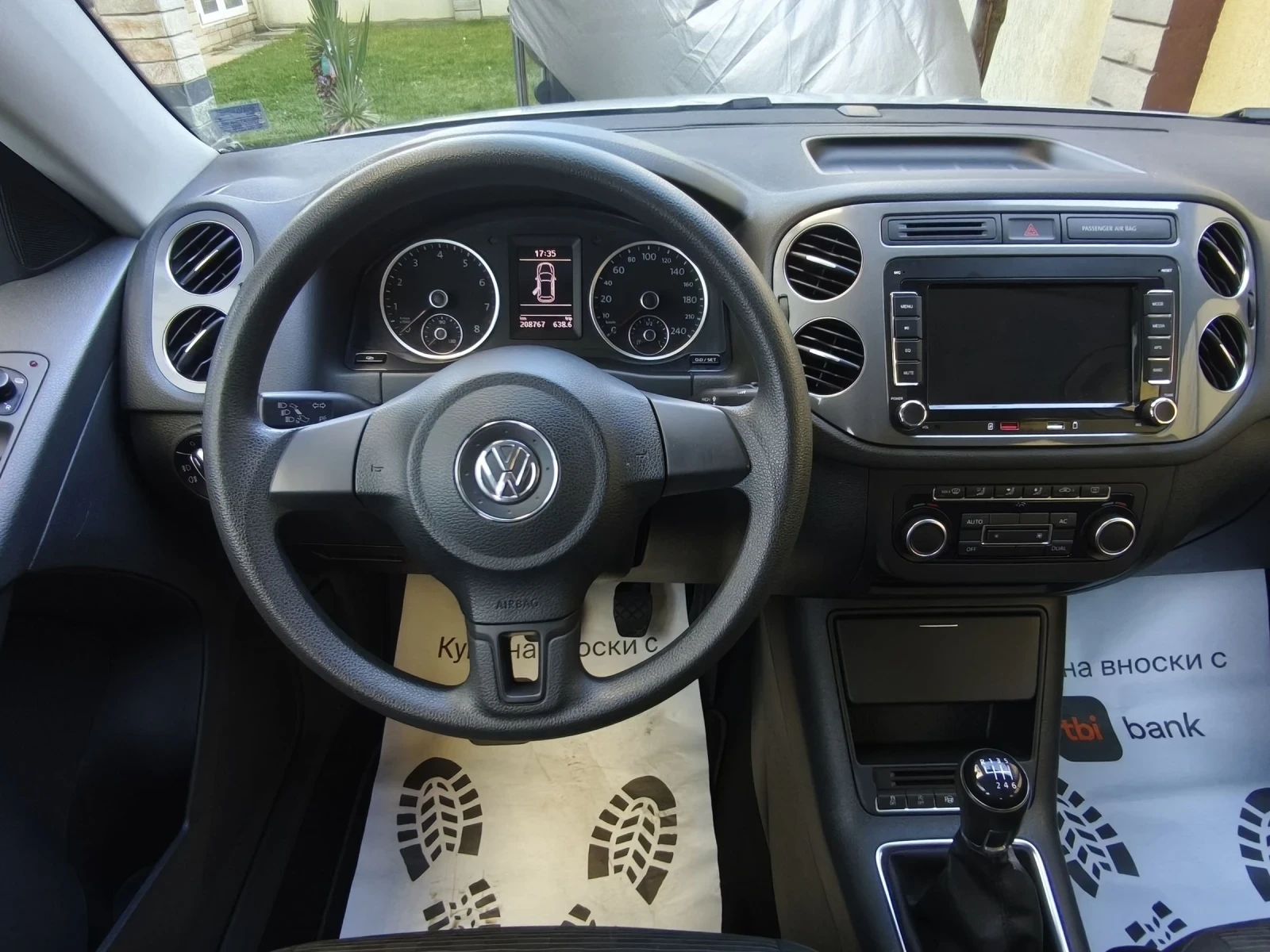 VW Tiguan 1.4TSI 122 Face Navi Camera Carplay parktronik, снимка 9 - Автомобили и джипове - 53831000