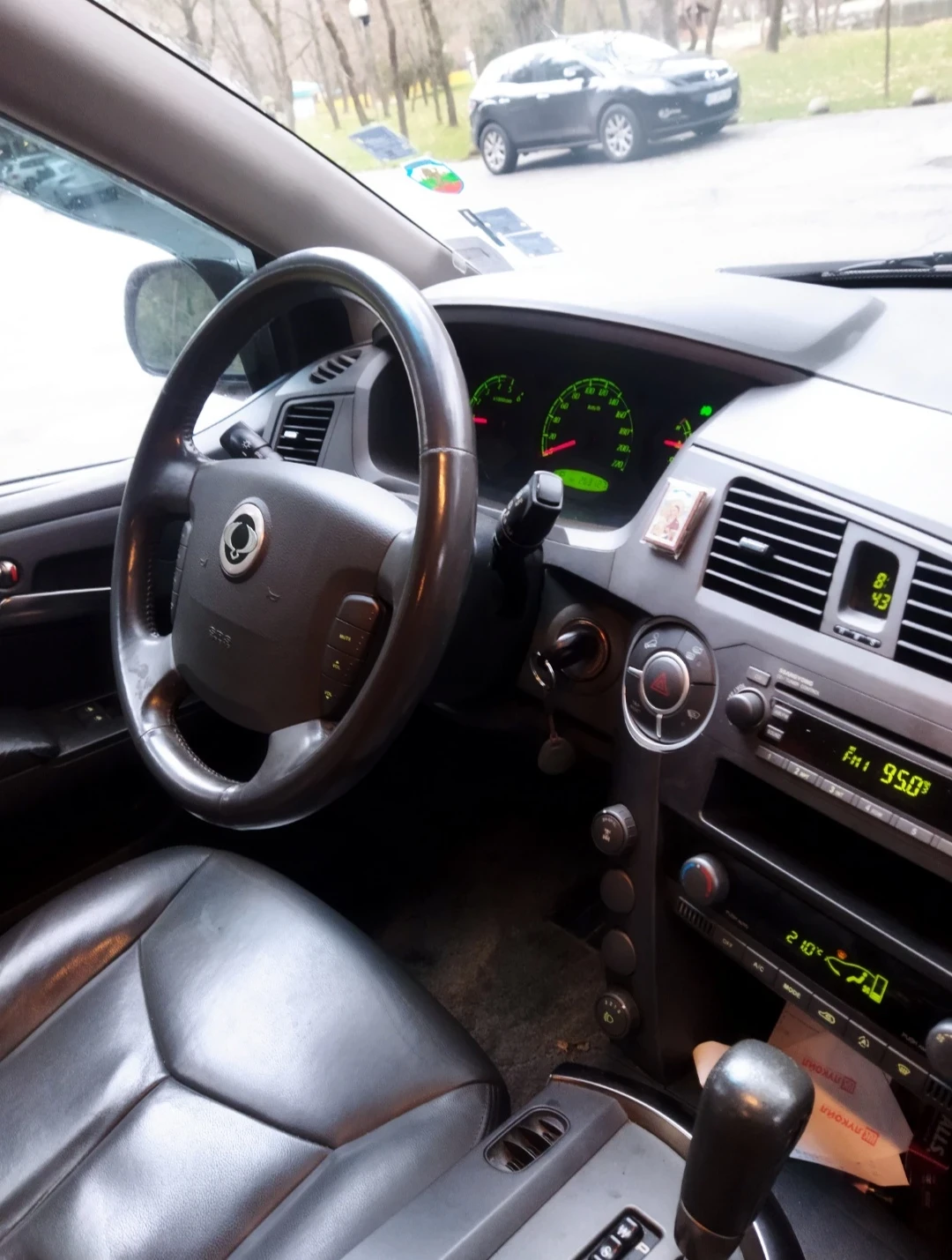 SsangYong Kyron 2.0 XDI 141 4x4, снимка 3 - Автомобили и джипове - 53861145