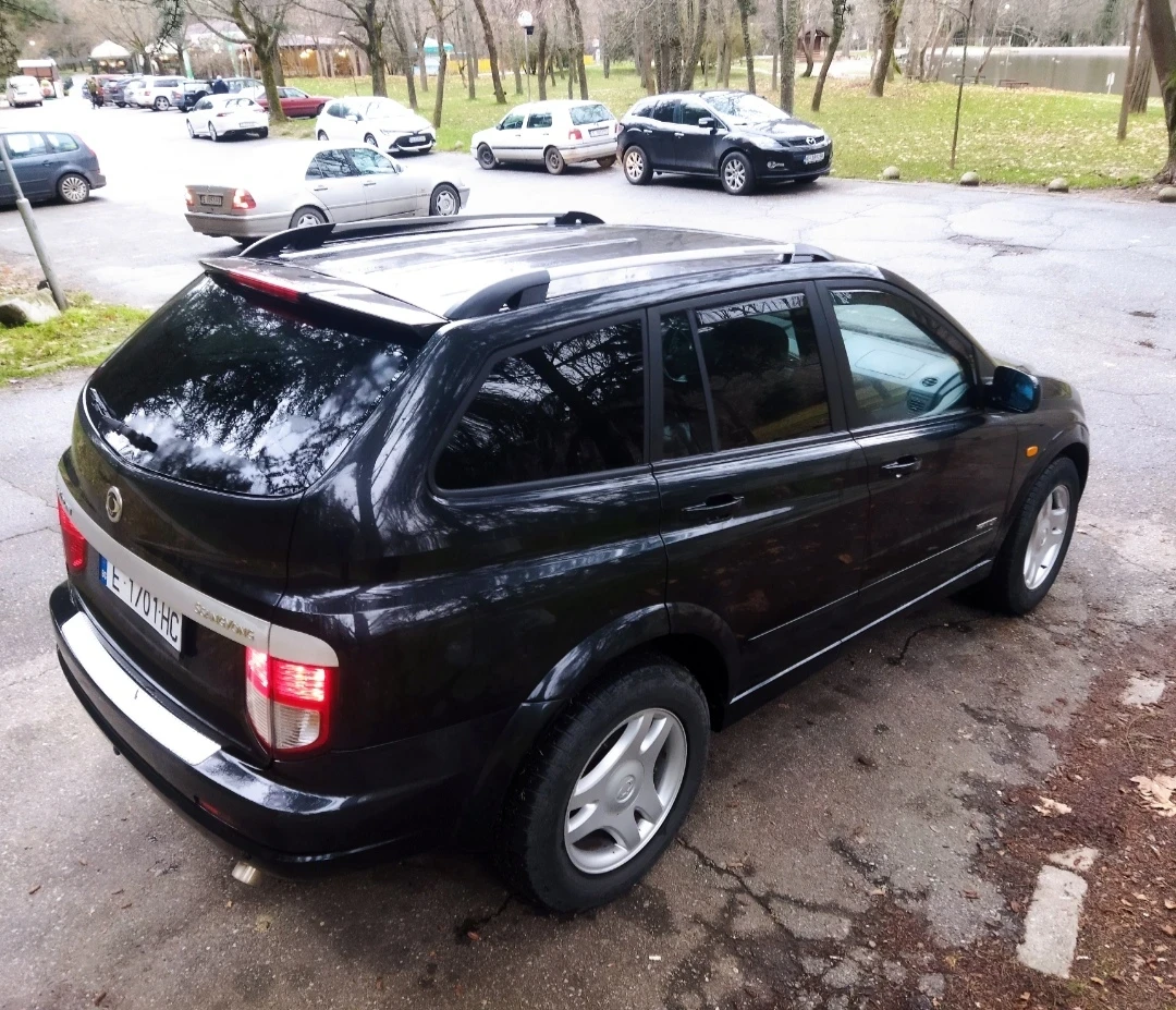 SsangYong Kyron 2.0 XDI 141 4x4, снимка 9 - Автомобили и джипове - 53861145