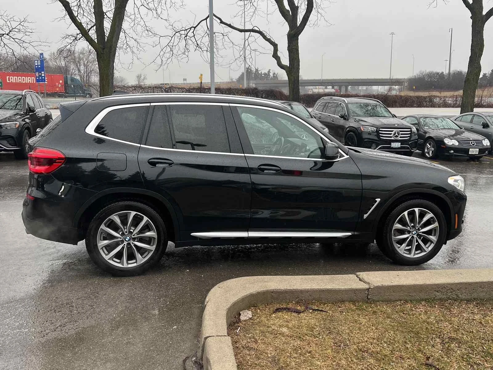BMW X3 Xi* Панорама* Digital, снимка 4 - Автомобили и джипове - 54244872