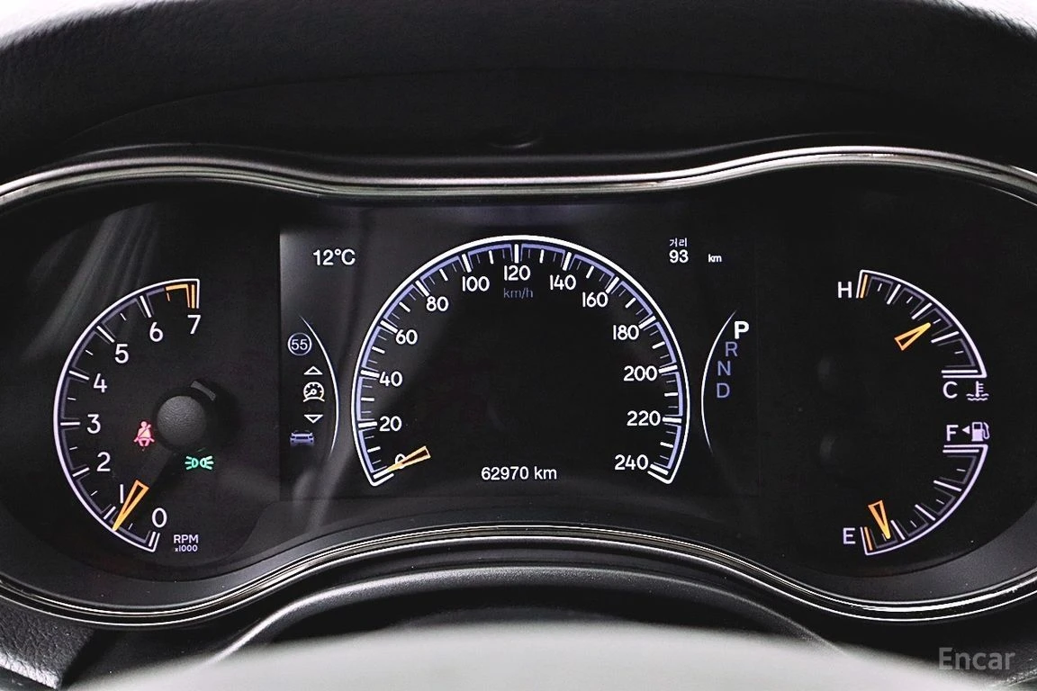 Jeep Grand cherokee 3.6* V6* 8ZF* LIMITED* ПОДГРЕВ* ОБДУХВАНЕ* 360КАМЕ, снимка 6 - Автомобили и джипове - 54683189