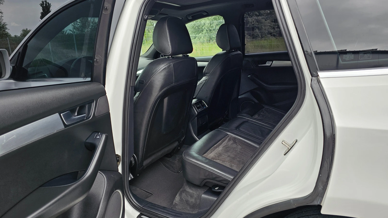 Audi Q5 3.0TDI S-LINE Navi Pano Distronic Led Bang&Olufsen, снимка 10 - Автомобили и джипове - 54834425