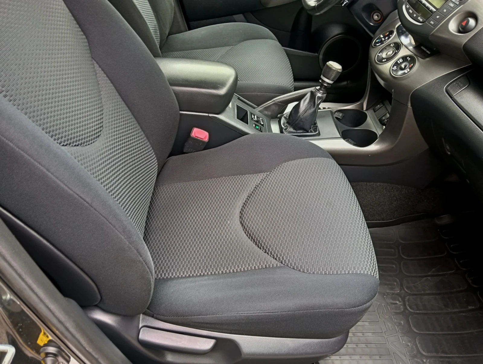 Toyota Rav4 2.2D-D 150ps. | Mobile.bg � ����������� 10
