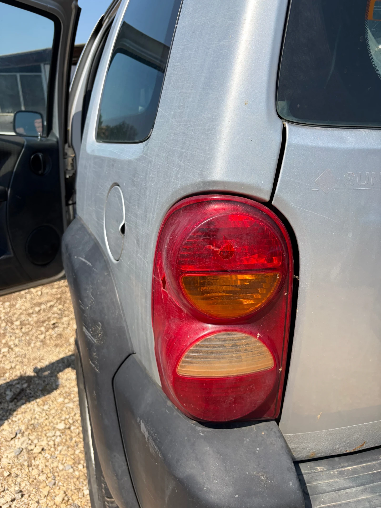 Jeep Cherokee, снимка 15 - Автомобили и джипове - 55594380