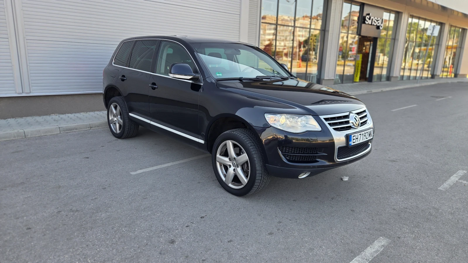 VW Touareg 3.0 239кс, снимка 3 - Автомобили и джипове - 55630617
