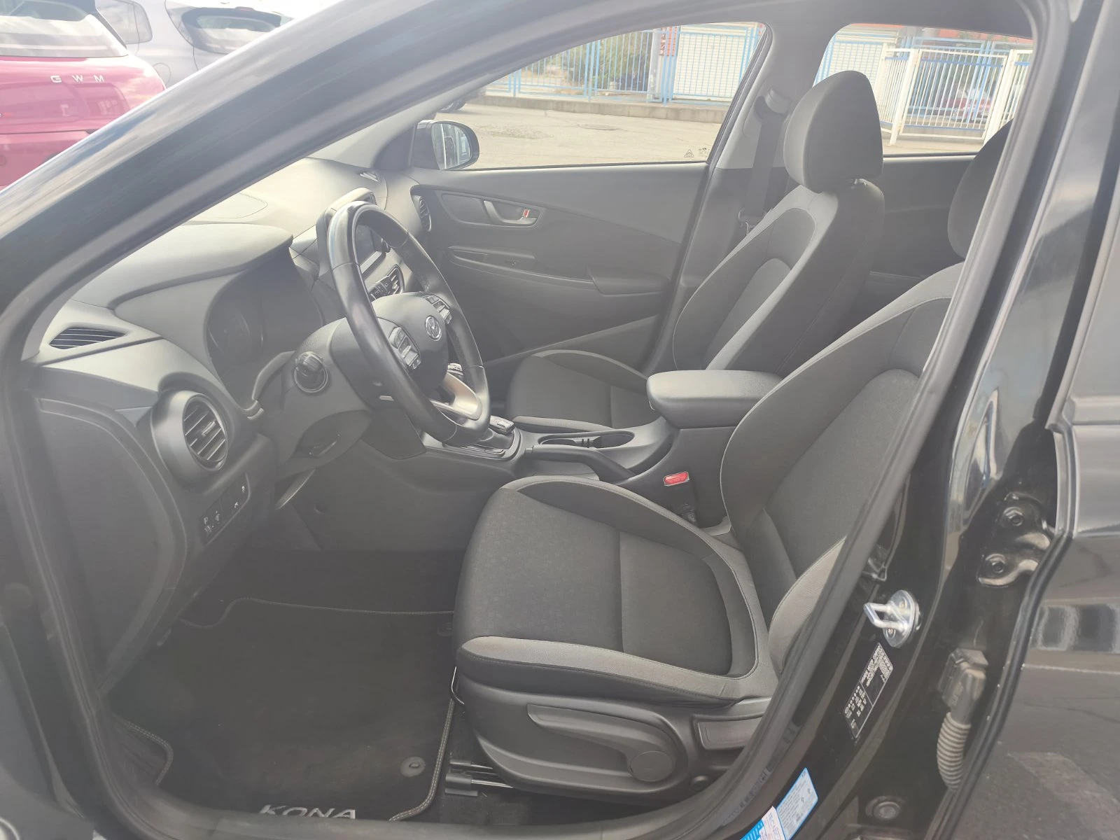 Hyundai Kona 1.6CRDI, снимка 8 - Автомобили и джипове - 56115411