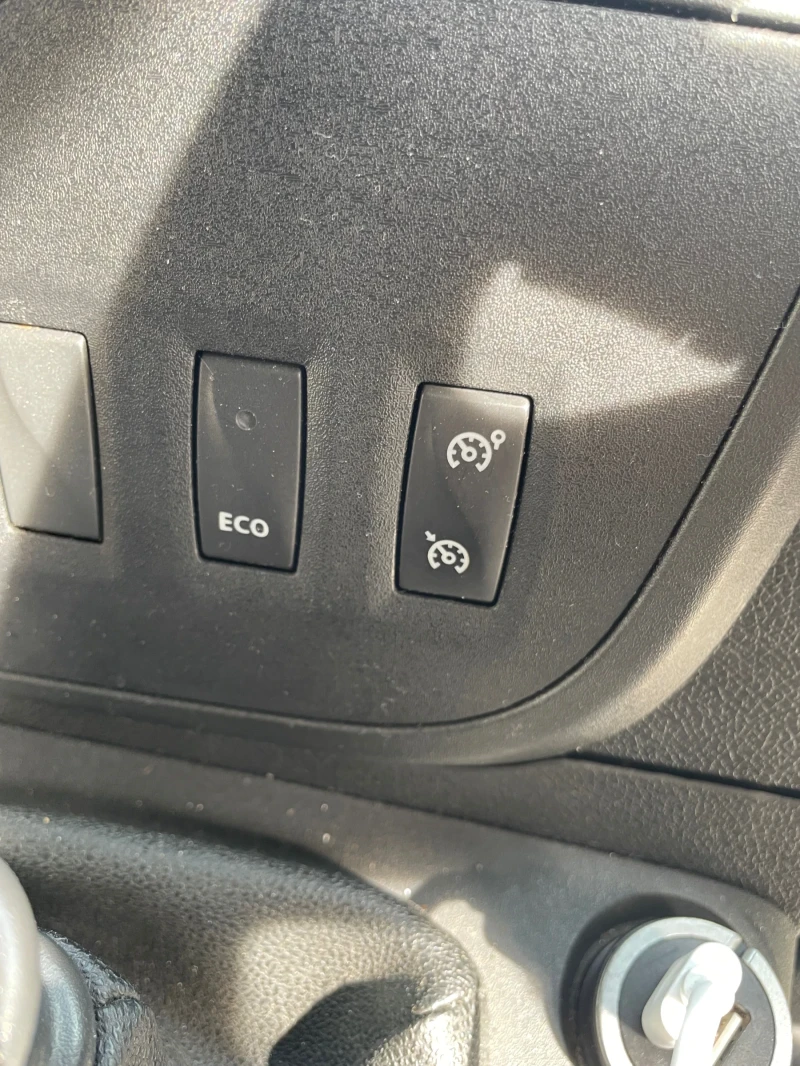 Opel Movano, снимка 7 - Бусове и автобуси - 51633943