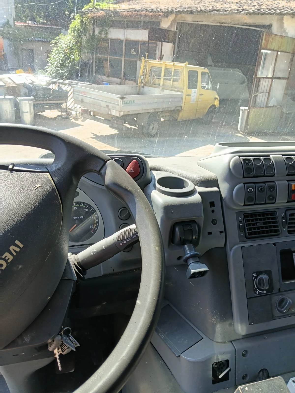 Iveco Trakker, снимка 3 - Камиони - 55365518