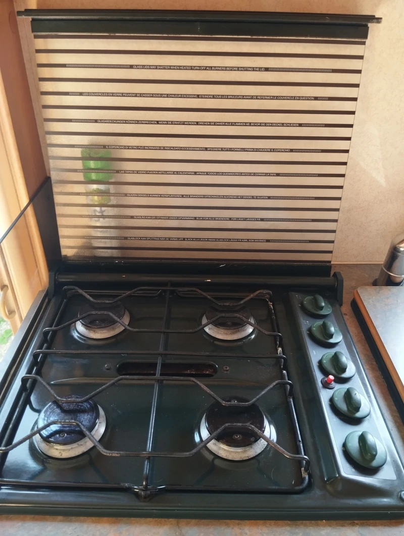 Каравана Swift Fairway Lux 490, снимка 12 - Каравани и кемпери - 53498569