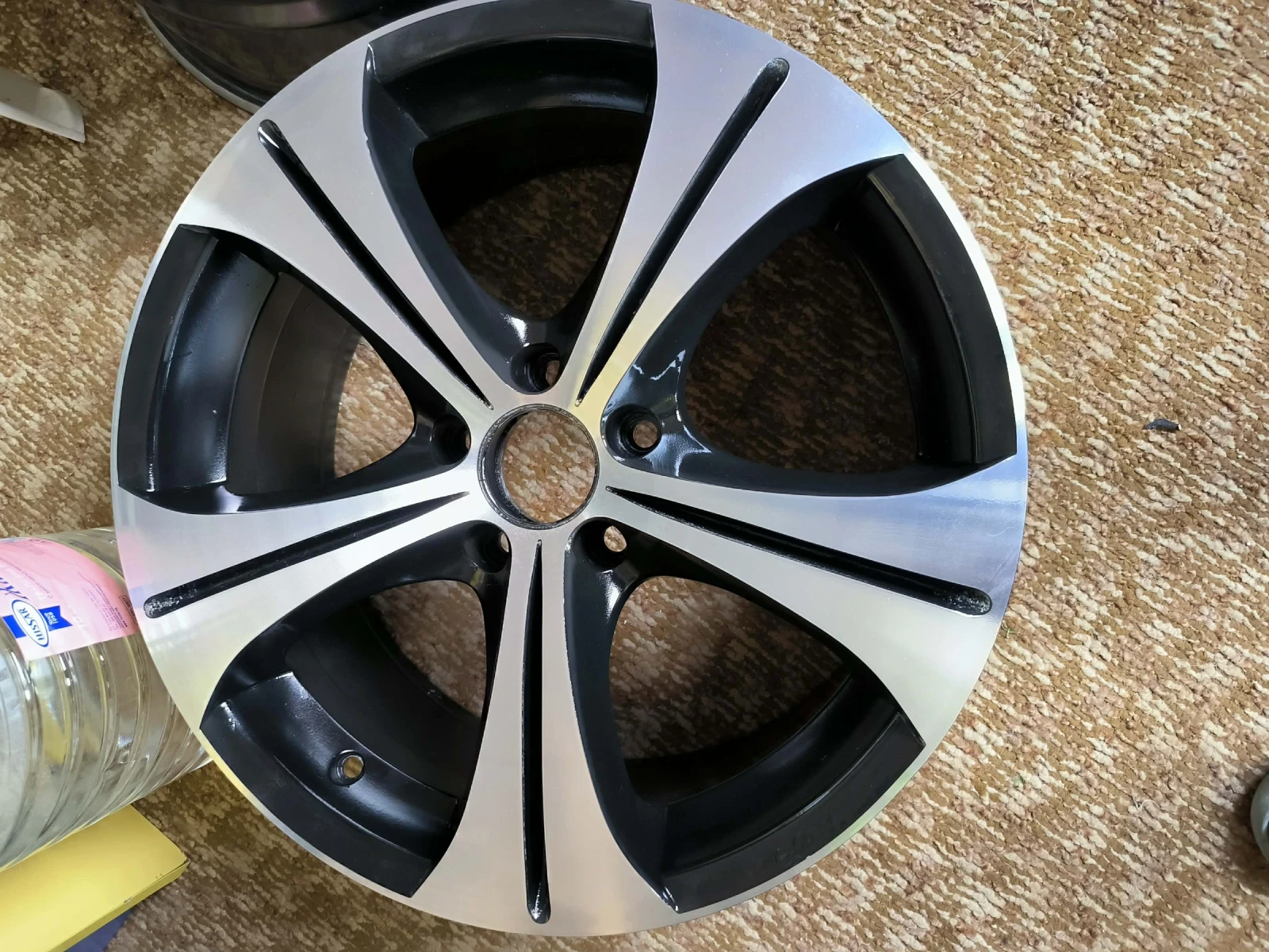 ���� � ������ 245/40R18 | Mobile.bg � ����������� 2