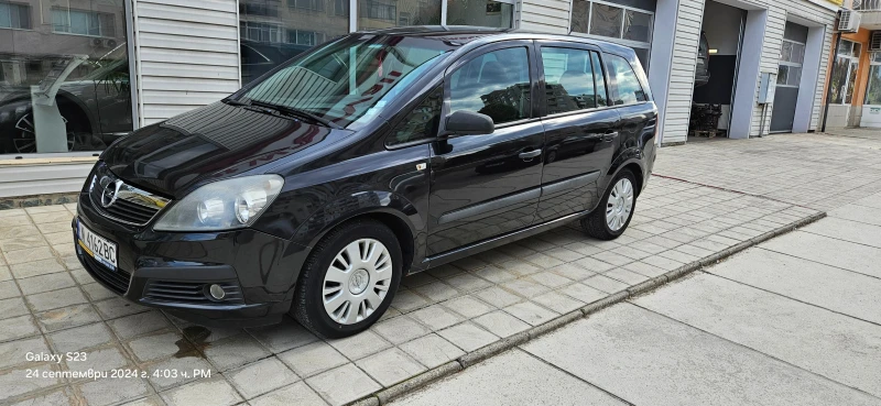 Opel Zafira B, снимка 3 - Автомобили и джипове - 47343614