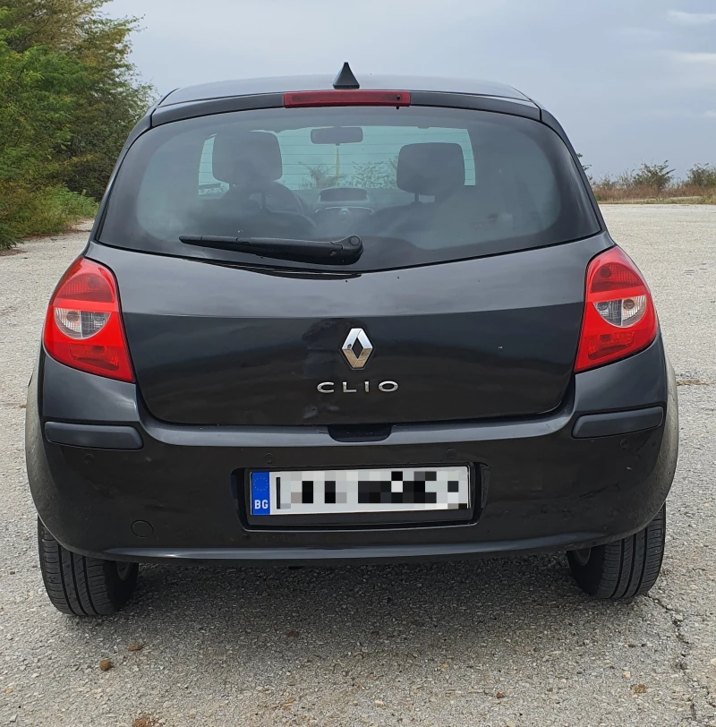 Renault Clio 1.5 DCI, снимка 3 - Автомобили и джипове - 47499102