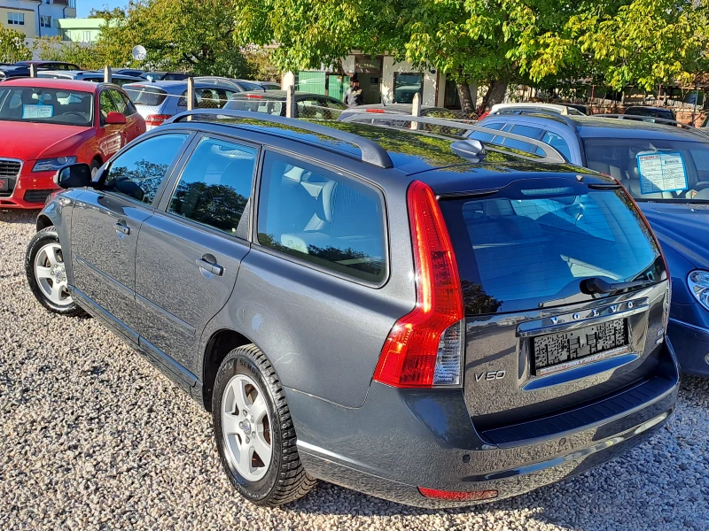 Volvo V50 * FACE* КОЖА* ТОП* , снимка 3 - Автомобили и джипове - 47662973