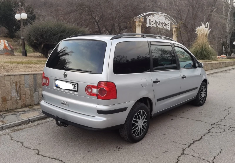 VW Sharan 1.9TDI* 116* Ръчка* , снимка 3 - Автомобили и джипове - 48756498