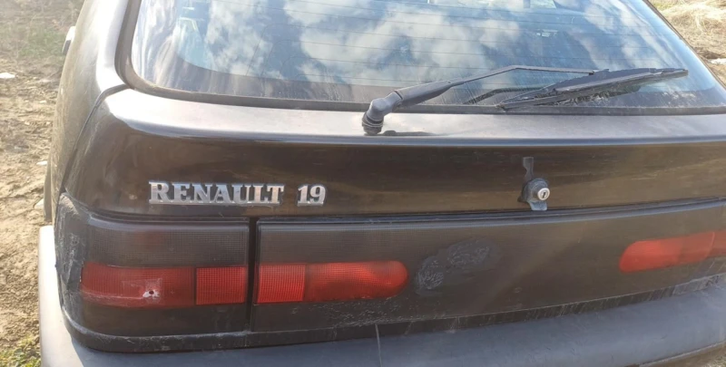 Renault 19, снимка 6 - Автомобили и джипове - 48920257