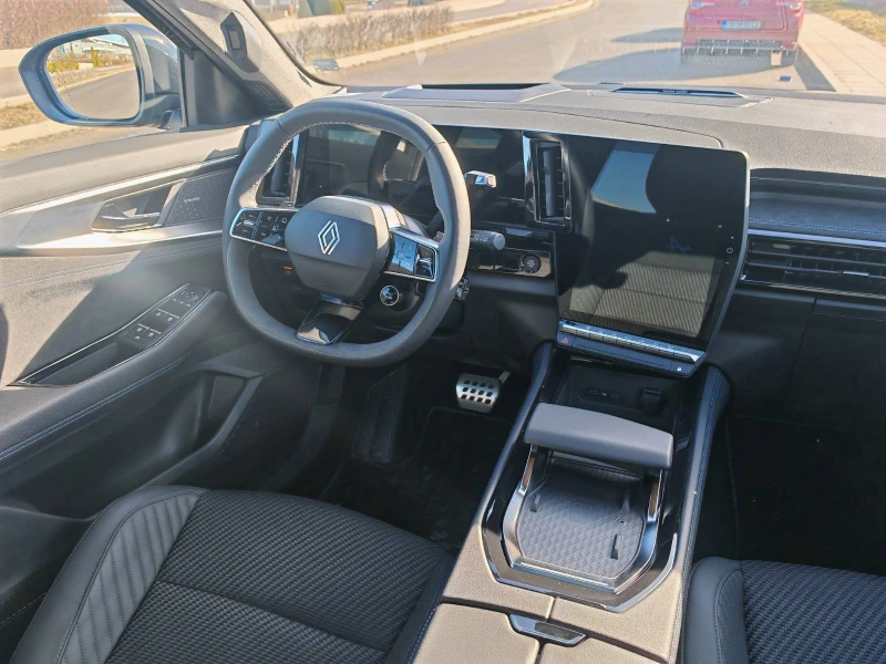 Renault Austral 3900Евро за получаване, Esprit Alpine Full Hybrid, снимка 13 - Автомобили и джипове - 53120734