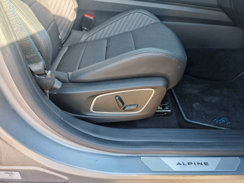 Renault Austral 3900Евро за получаване, Esprit Alpine Full Hybrid, снимка 16 - Автомобили и джипове - 53120734