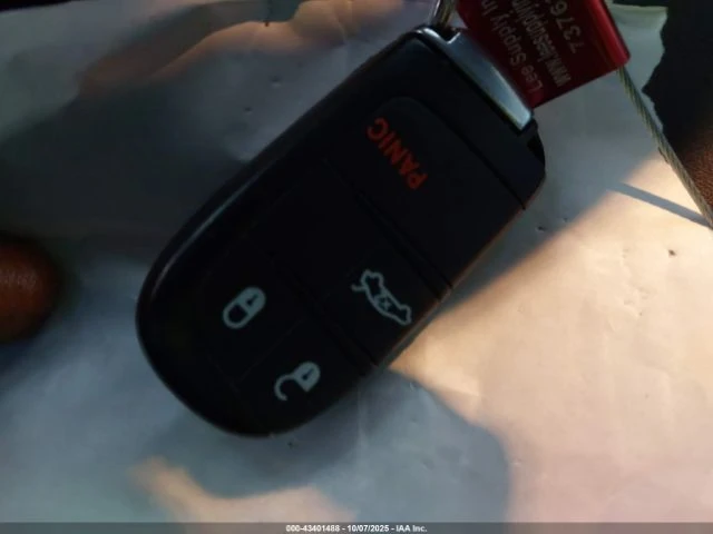 Dodge Challenger T/A 392 6.4L V8, снимка 12 - Автомобили и джипове - 52565255