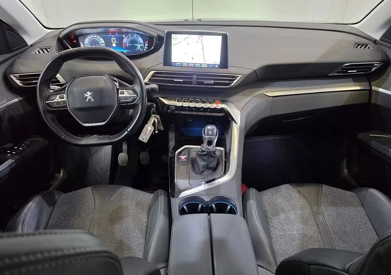 Peugeot 5008 1.5HDI/ALLURE/COCKPIT/NAVI/CAM/DIGITAL/TOP, снимка 7 - Автомобили и джипове - 54040708