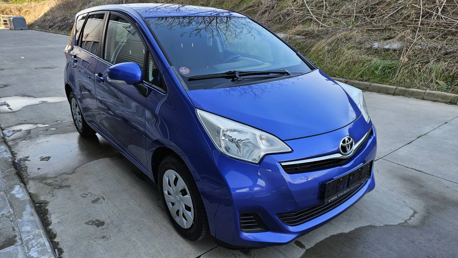 Toyota Verso S 1.33 VVT-i - изображение 7