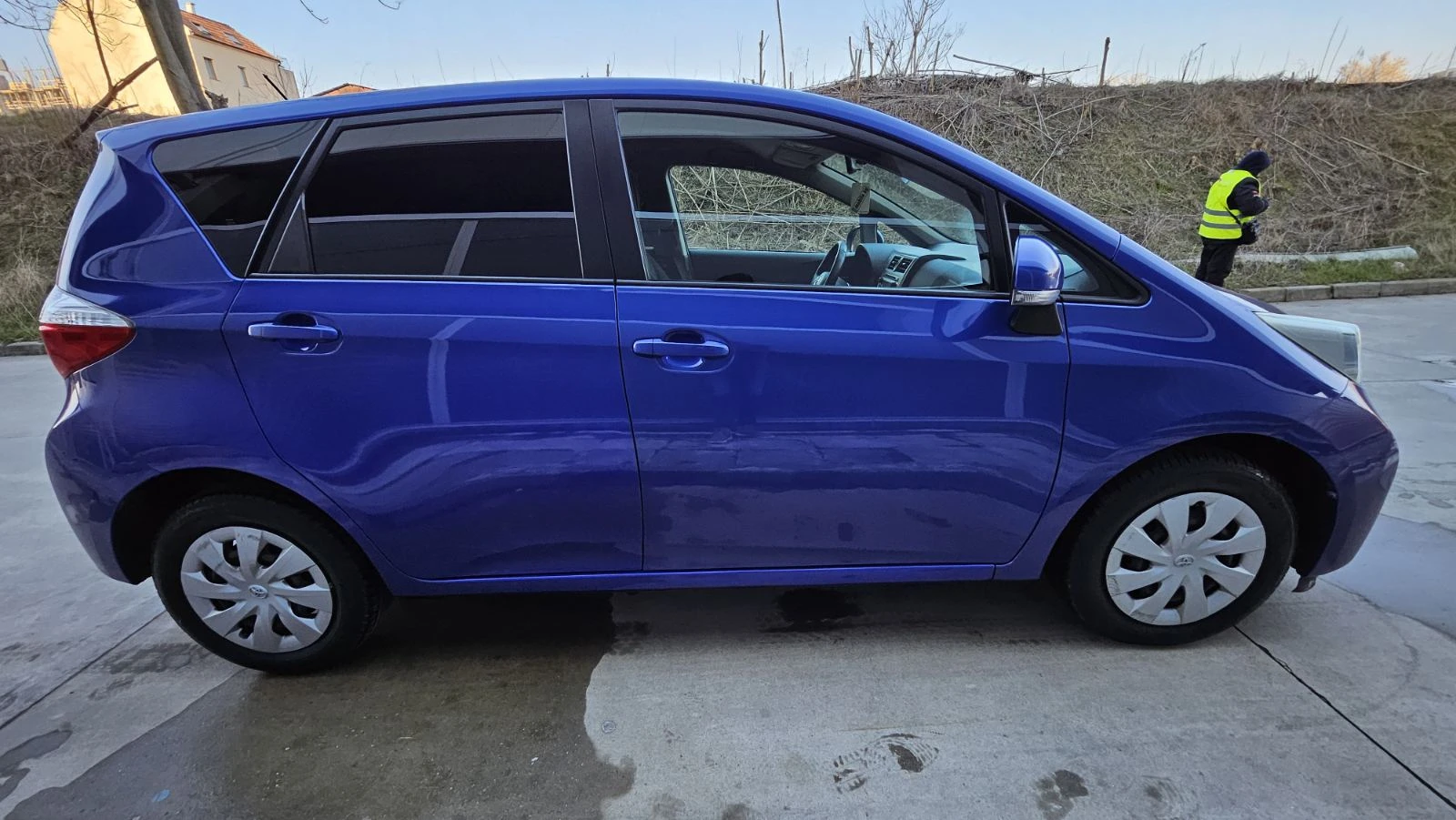 Toyota Verso S 1.33 VVT-i - изображение 6