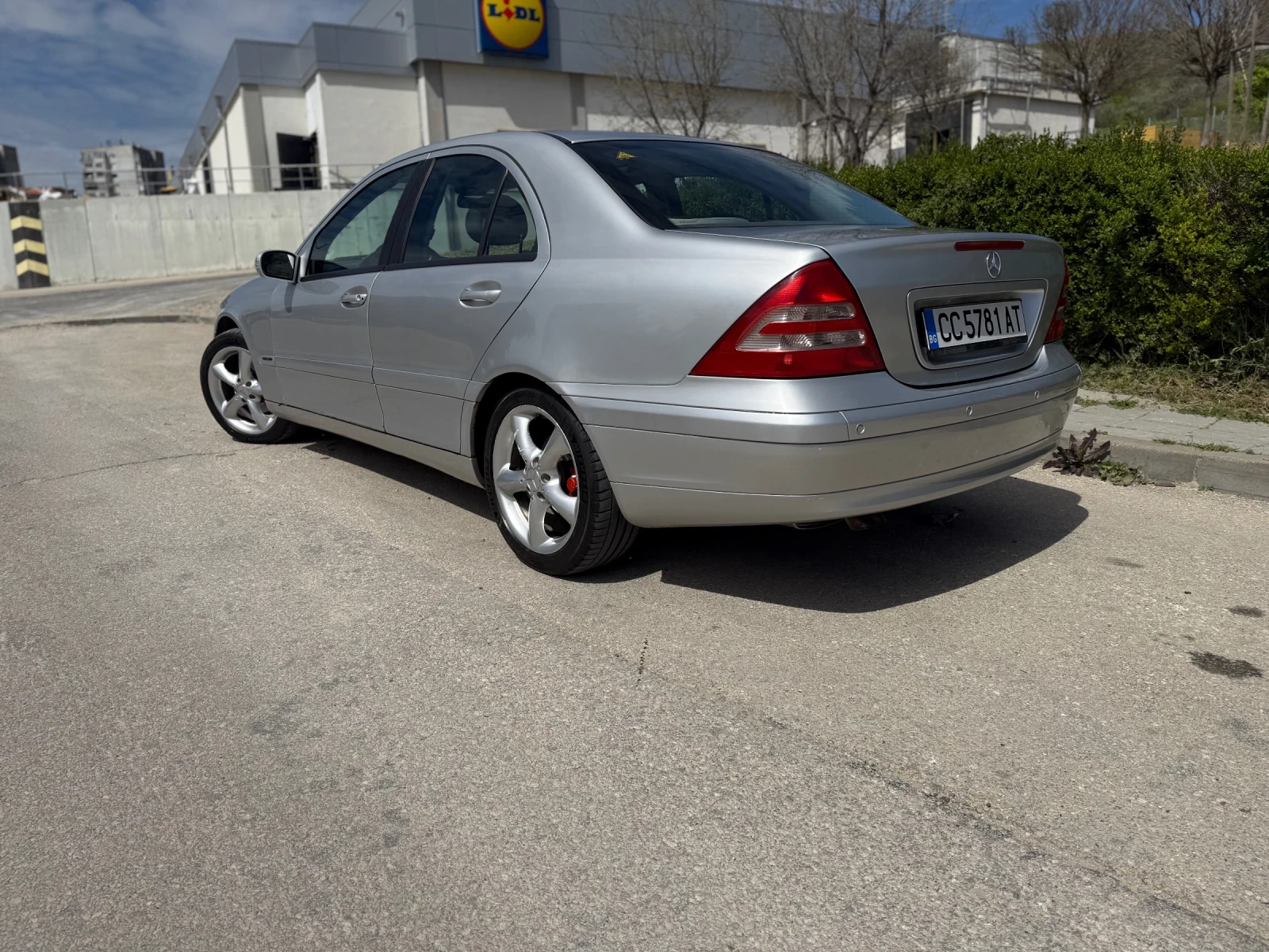 Mercedes-Benz C 180  - изображение 6