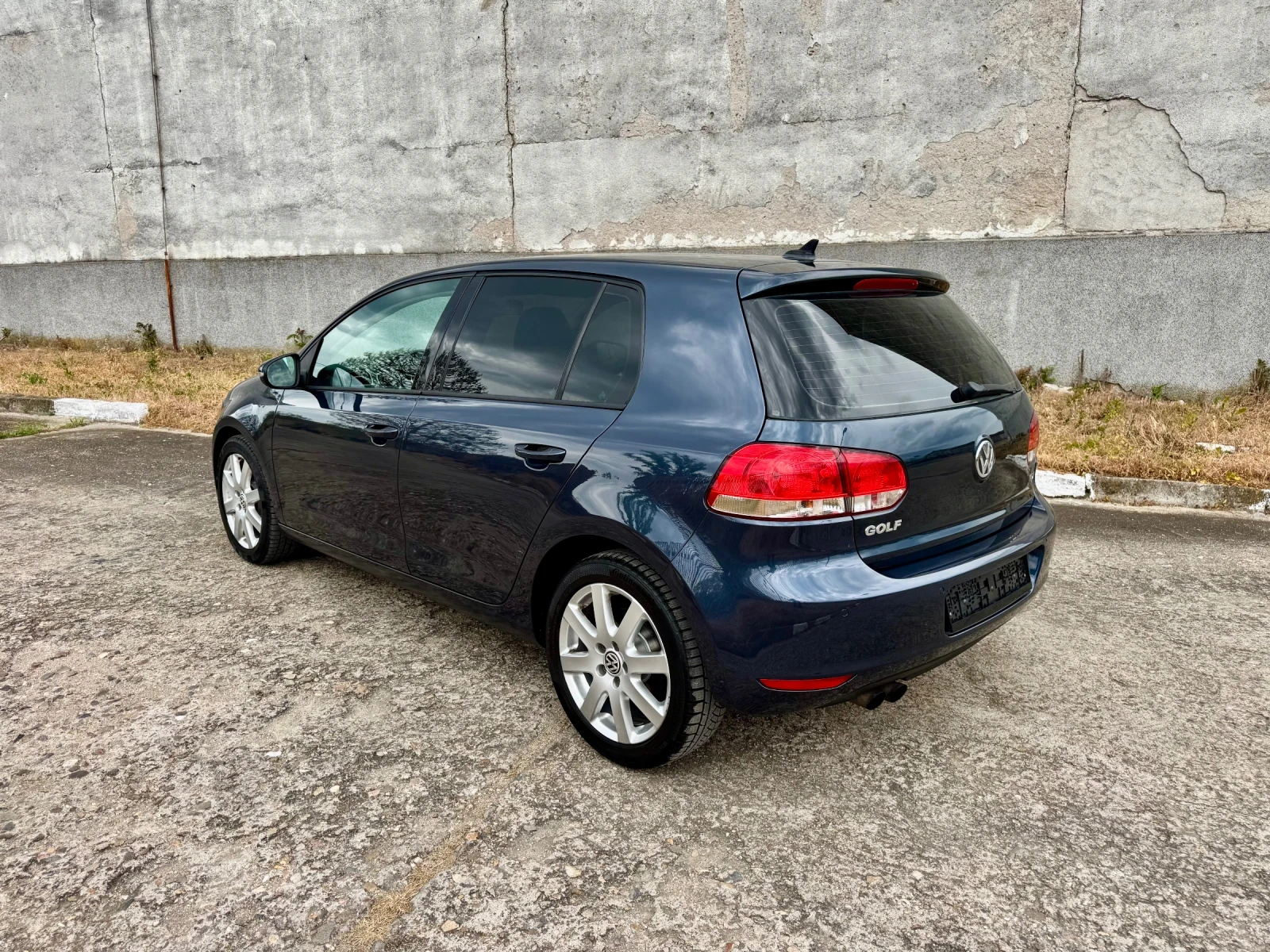VW Golf 2.0TDI DSG STYLE Уникат - изображение 2