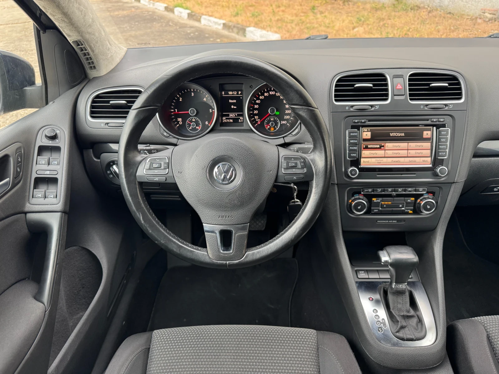 VW Golf 2.0TDI DSG STYLE Уникат - изображение 10