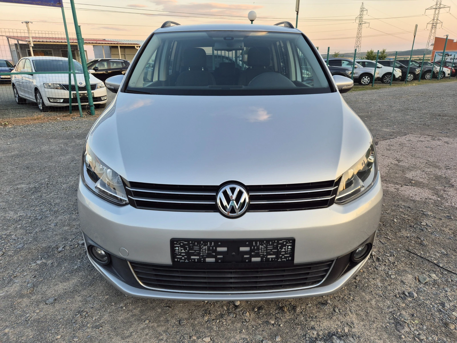 VW Touran 1.6TDI 6+ 1 - изображение 8