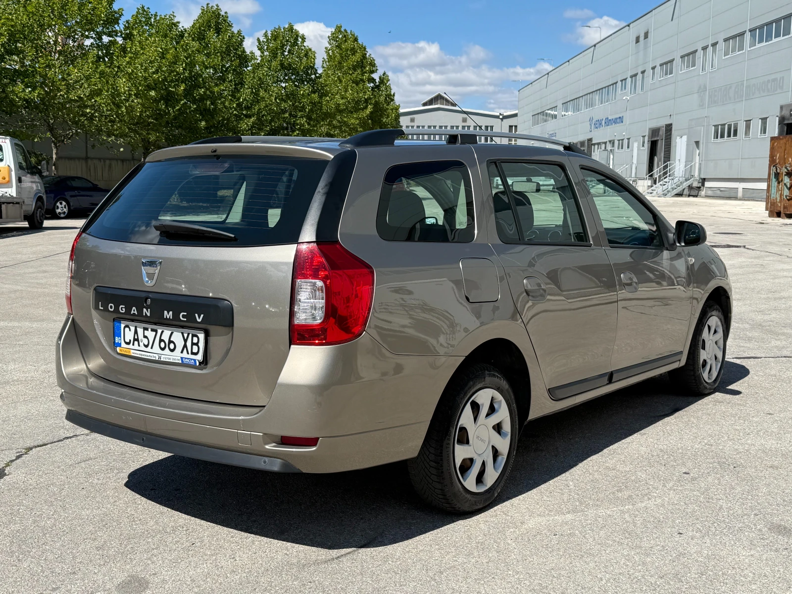 Dacia Logan 90 к.с. 0.9i/от БГ - изображение 4