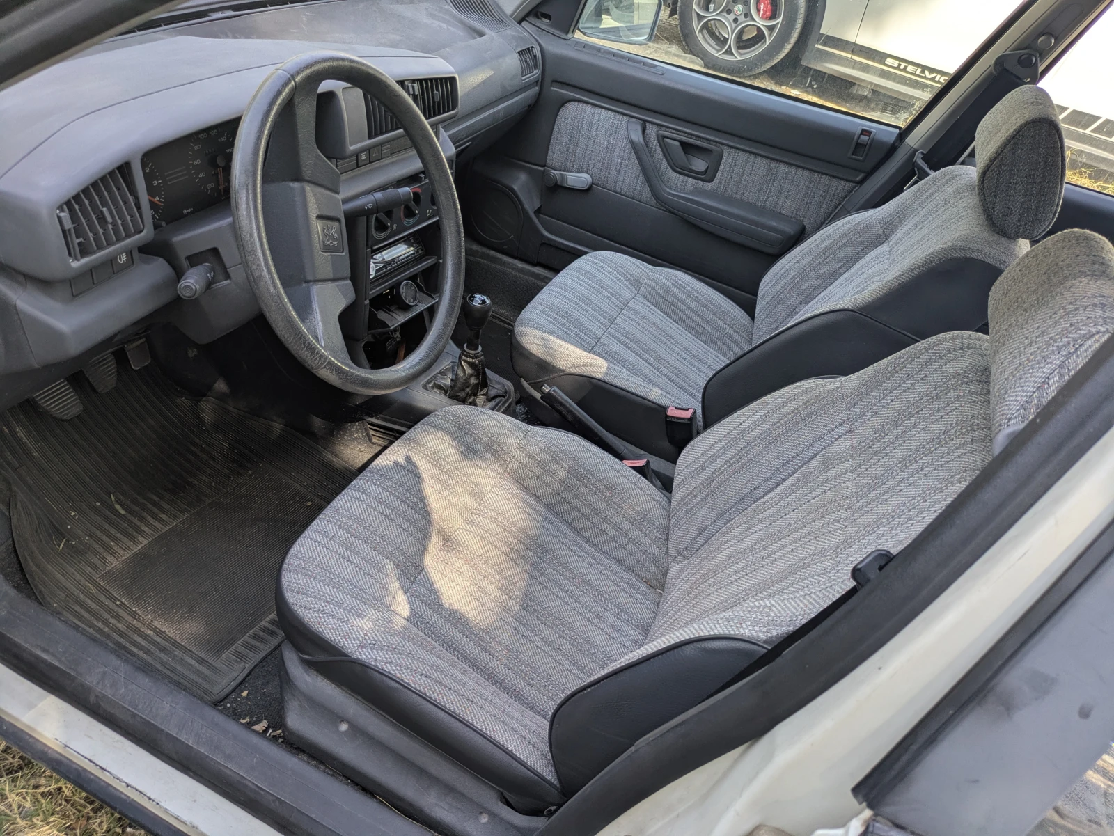 Peugeot 405 GLD - изображение 8