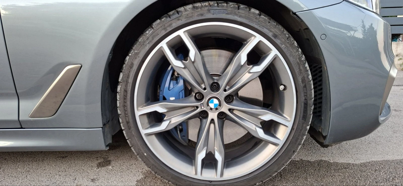 BMW 550 G30 M550d - изображение 8