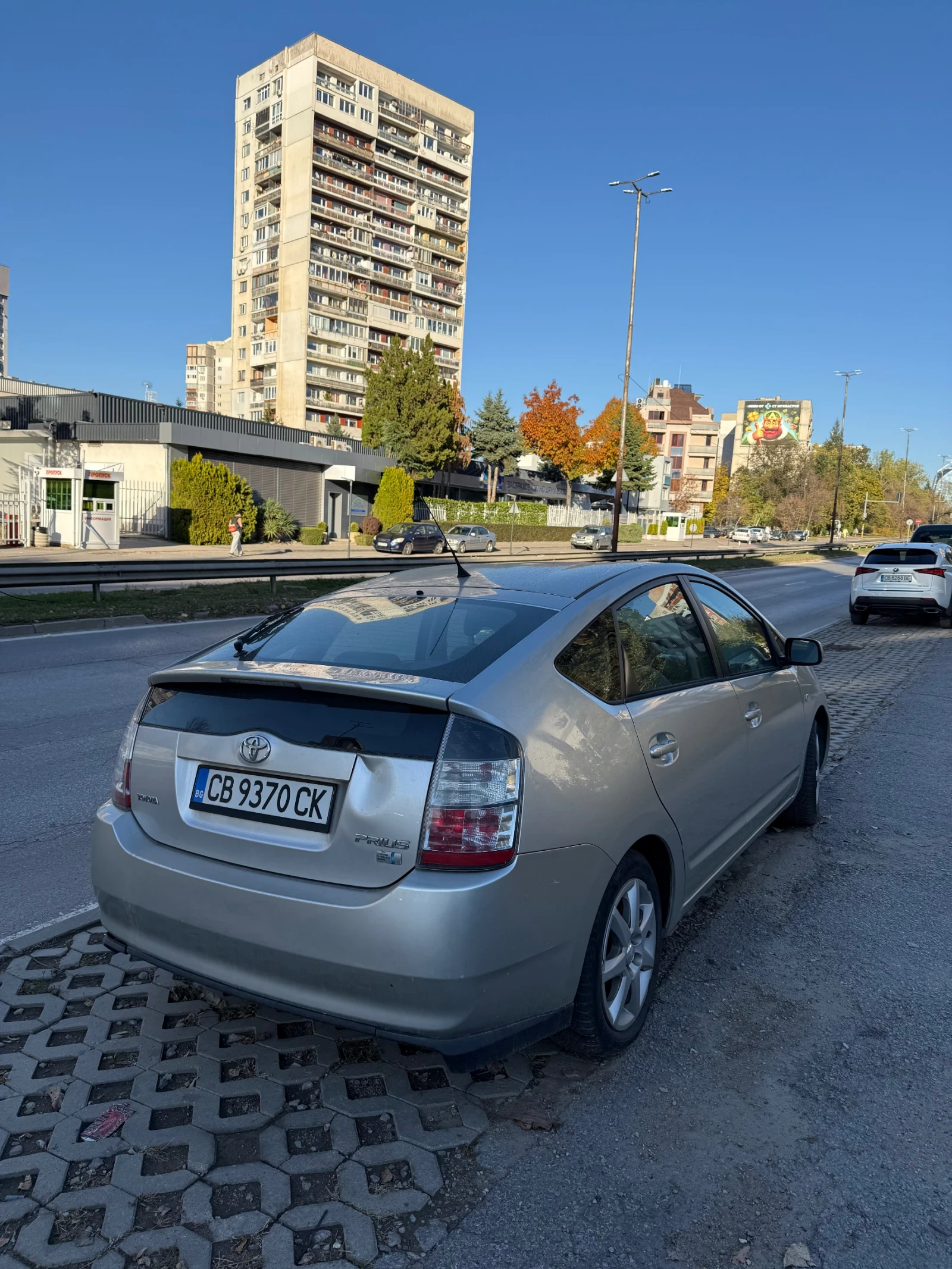 Toyota Prius  - изображение 9