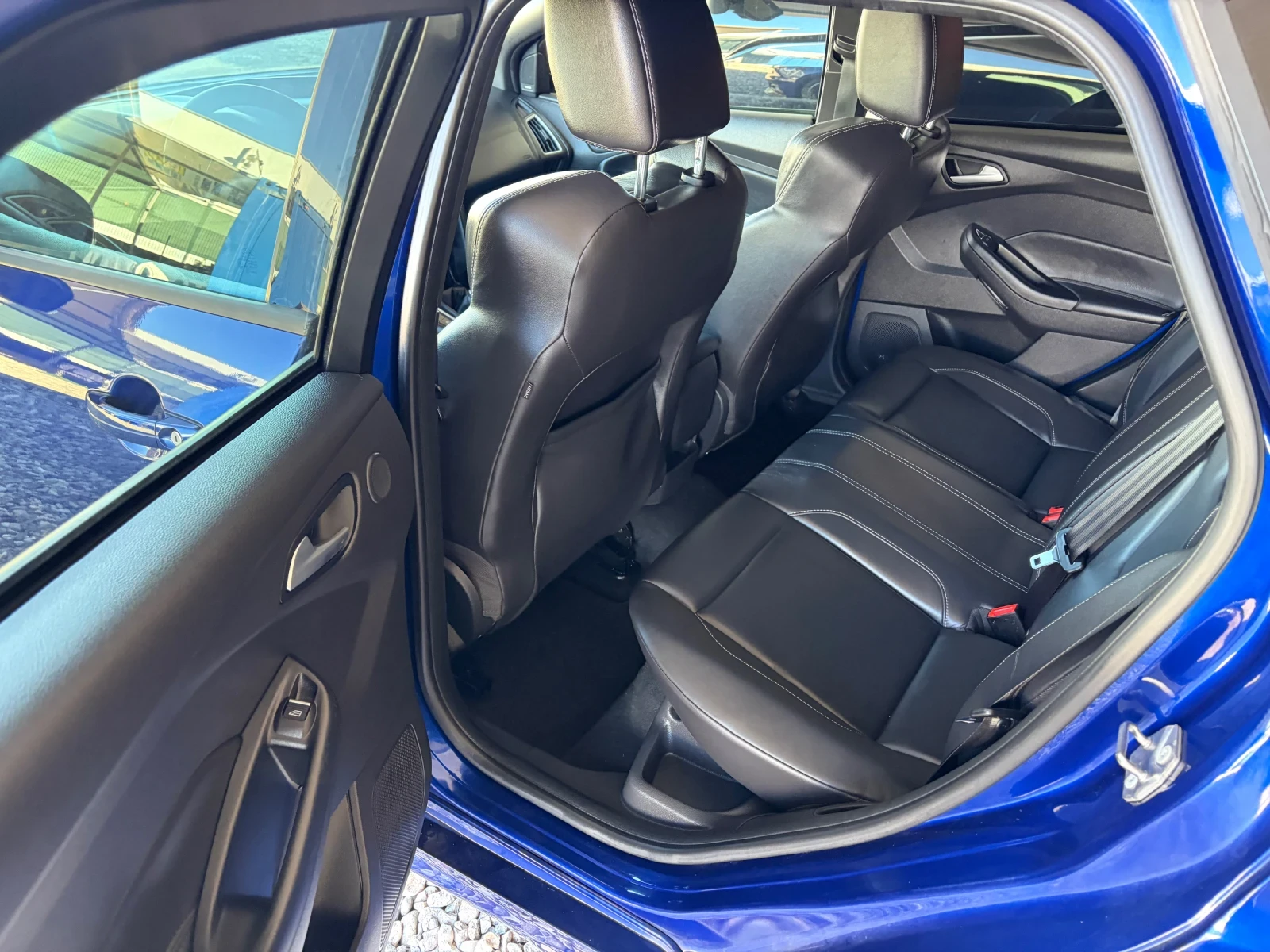 Ford Focus 2.0 T-ST250 - изображение 5