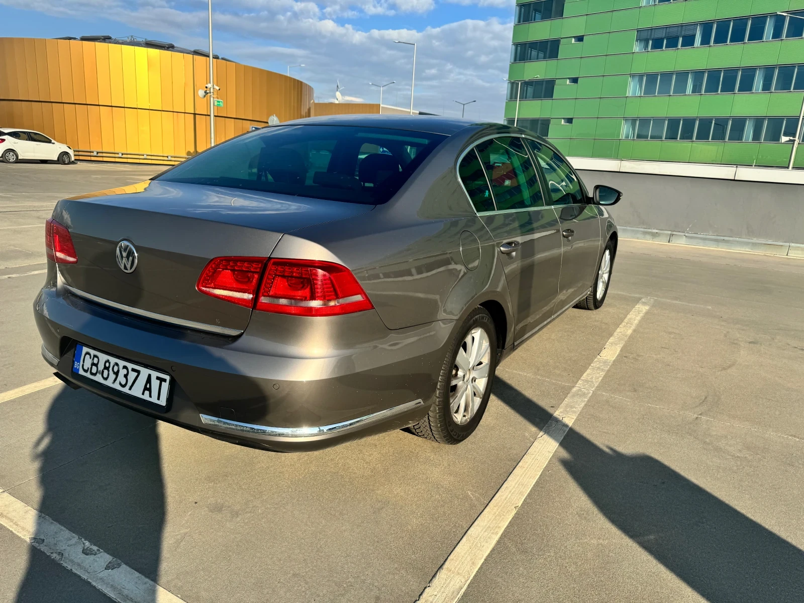 VW Passat  - изображение 2
