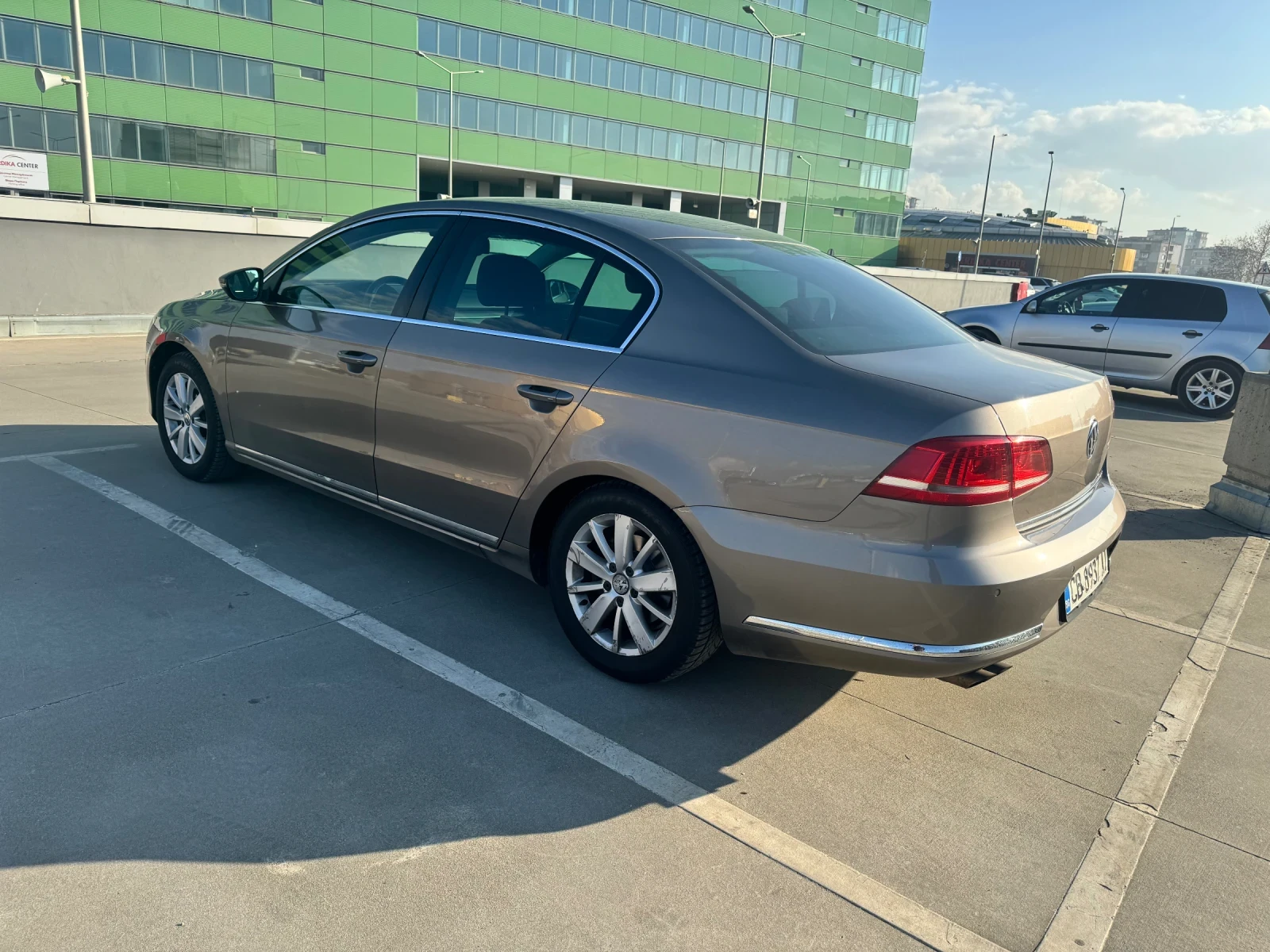 VW Passat  - изображение 4