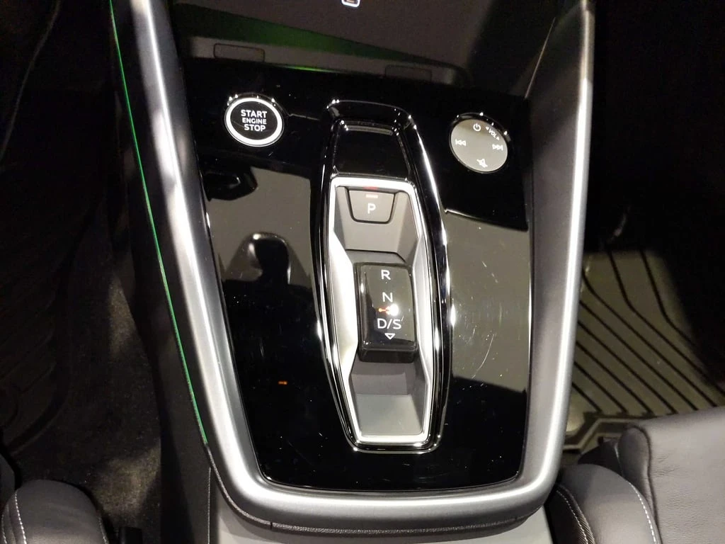 Audi A3 * Technik * CARFAX /SONOS/�� ���������������� | Mobile.bg � ����������� 9