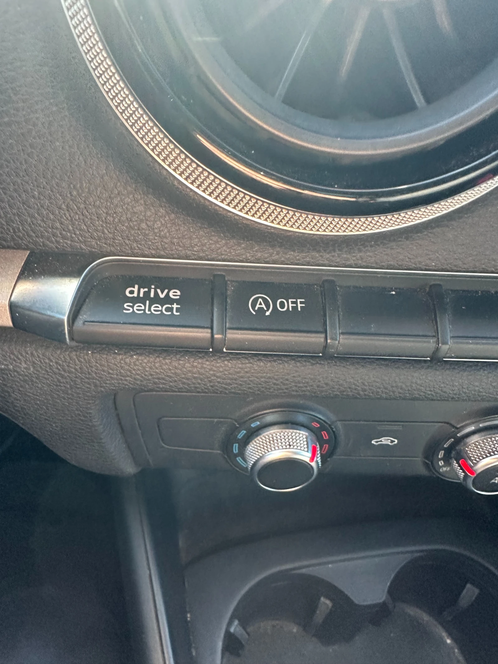 Audi A3 1.6 tdi, снимка 14 - Автомобили и джипове - 53726295