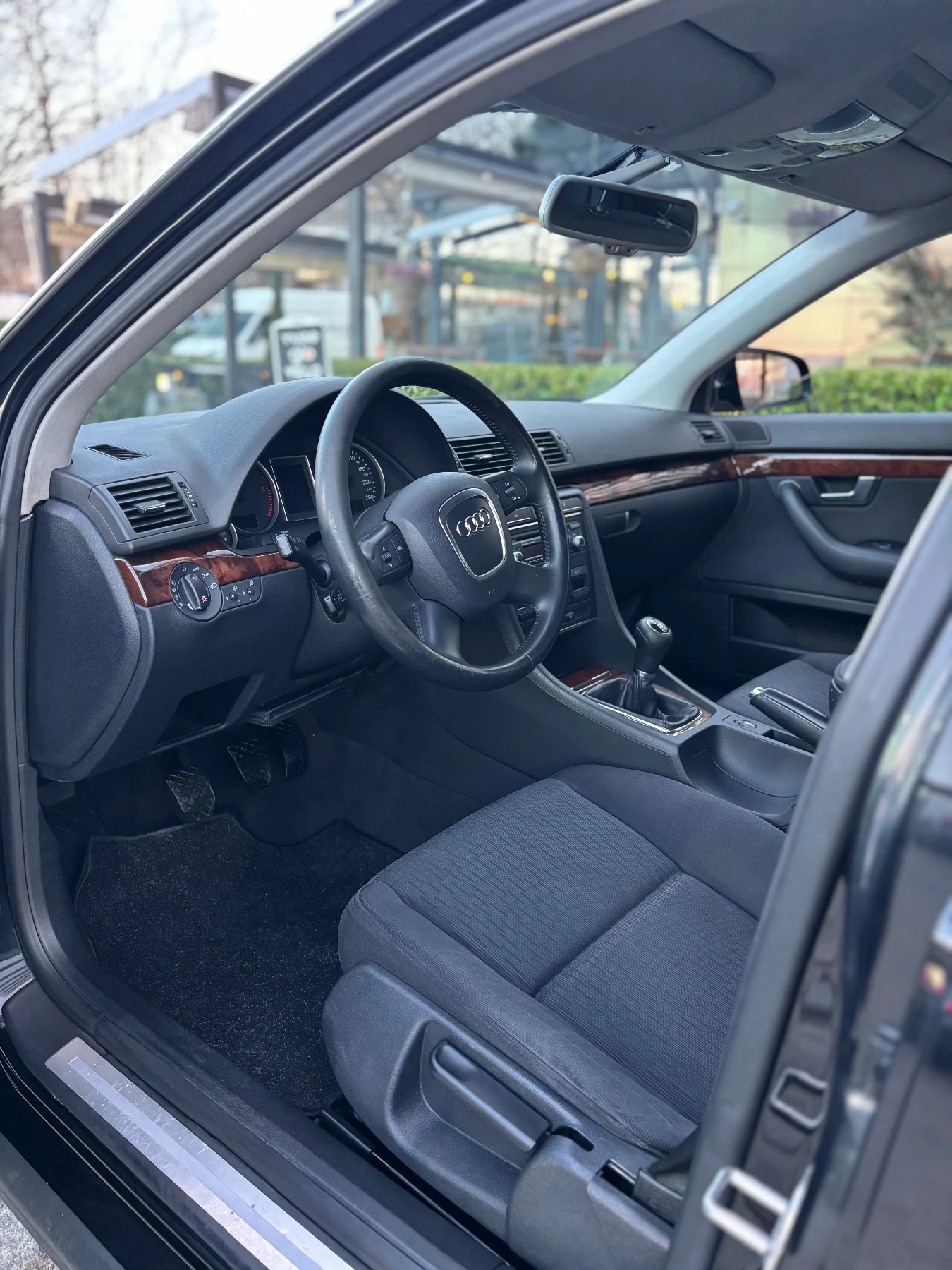 Audi A4 1.9 TDI AVANT ATTRACTION , снимка 12 - Автомобили и джипове - 53786294