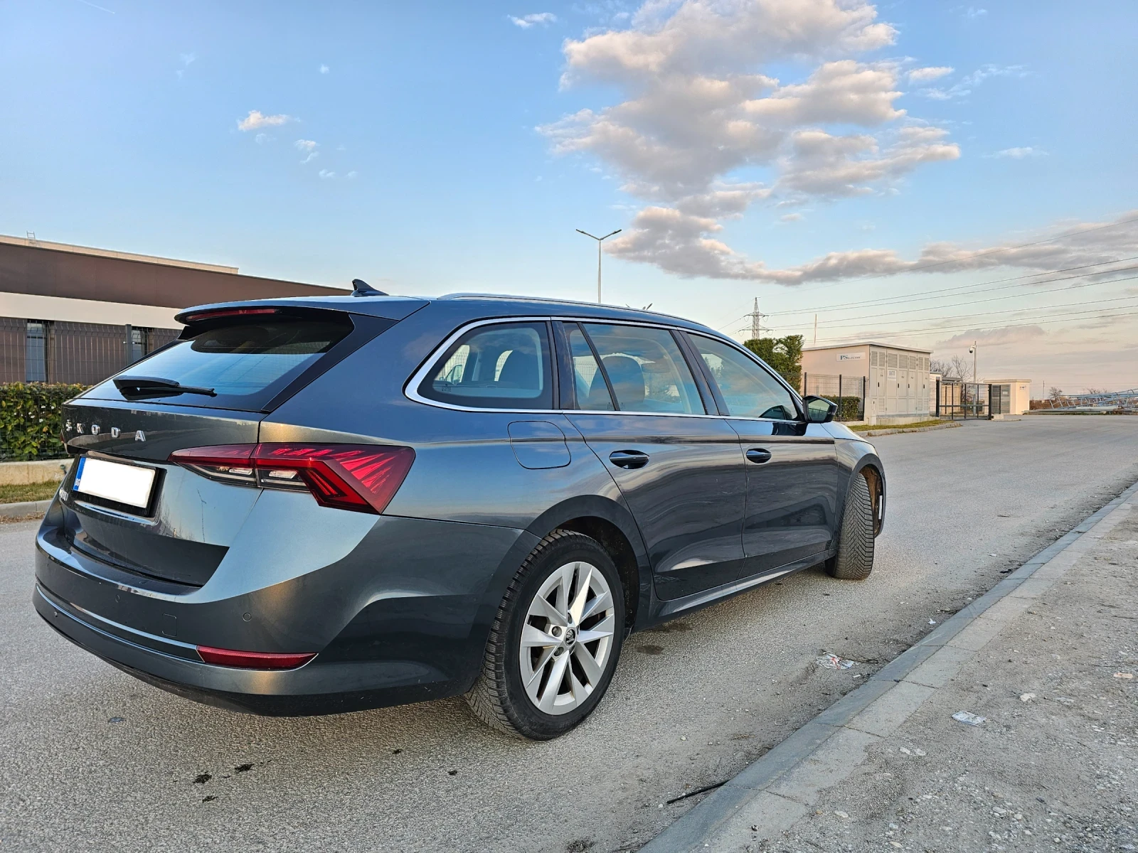 Skoda Octavia 2.0 TDI DSG 150 hp LED Digital Cockpit Euro 6d, снимка 4 - Автомобили и джипове - 53837001