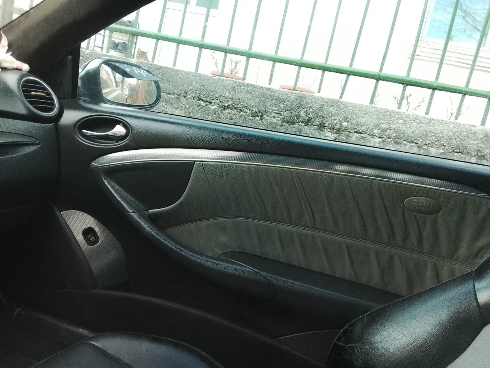 Mercedes-Benz CLK 2.7 CDI, снимка 9 - Автомобили и джипове - 53842603