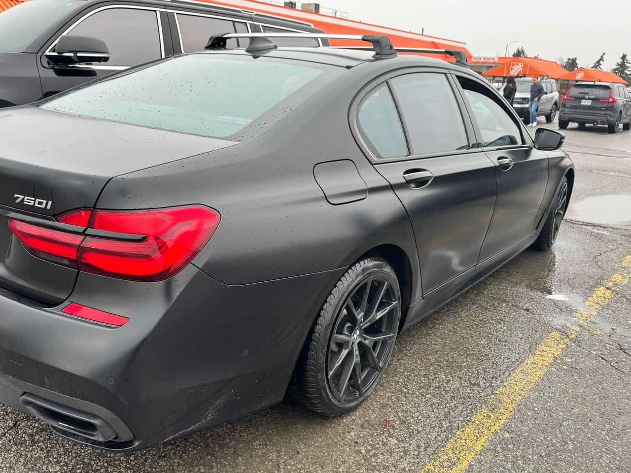 BMW 750 750i xDrive  CARFAX, снимка 15 - Автомобили и джипове - 54156320