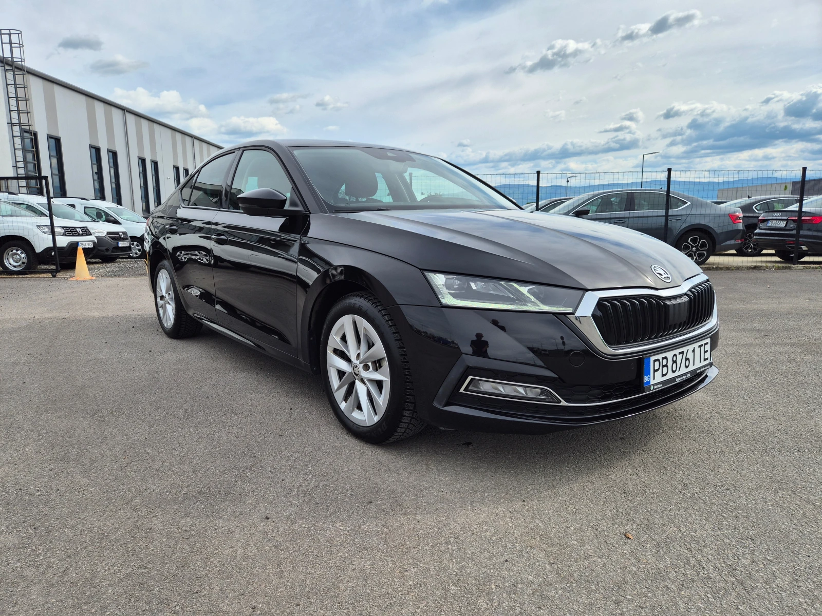 Skoda Octavia STYLE = 2.0 А/Т-НОВА, снимка 7 - Автомобили и джипове - 54413974