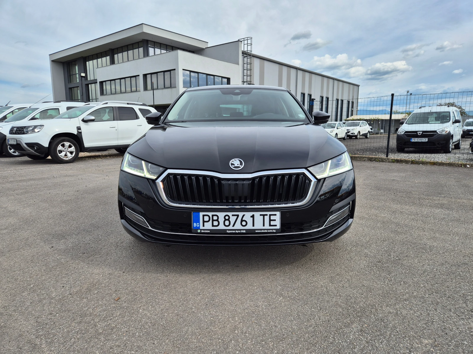 Skoda Octavia STYLE = 2.0 А/Т-НОВА, снимка 8 - Автомобили и джипове - 54413974