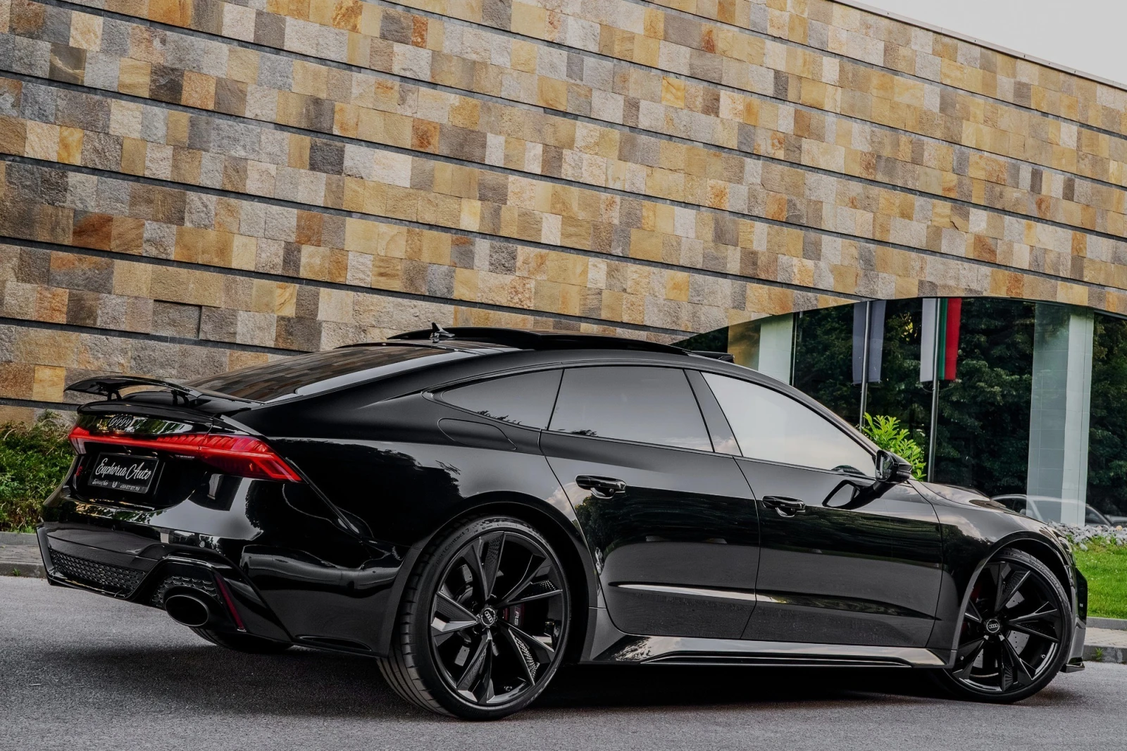 Audi Rs7 * ABT 720HP* PANO* SHADOW LINE* MASSAGE* ГАРАНЦИЯ, снимка 5 - Автомобили и джипове - 54586392