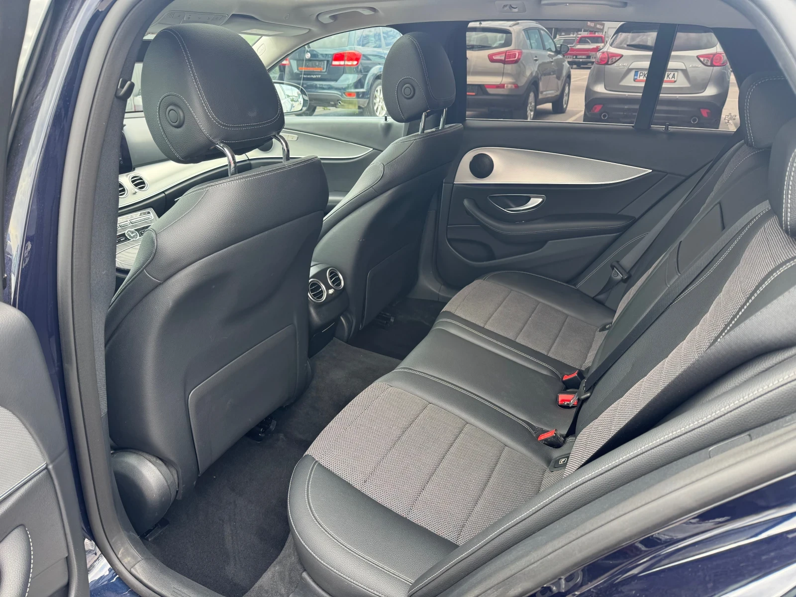 Mercedes-Benz E 300 DE/EQ/360/PlugIn, снимка 10 - Автомобили и джипове - 54662600