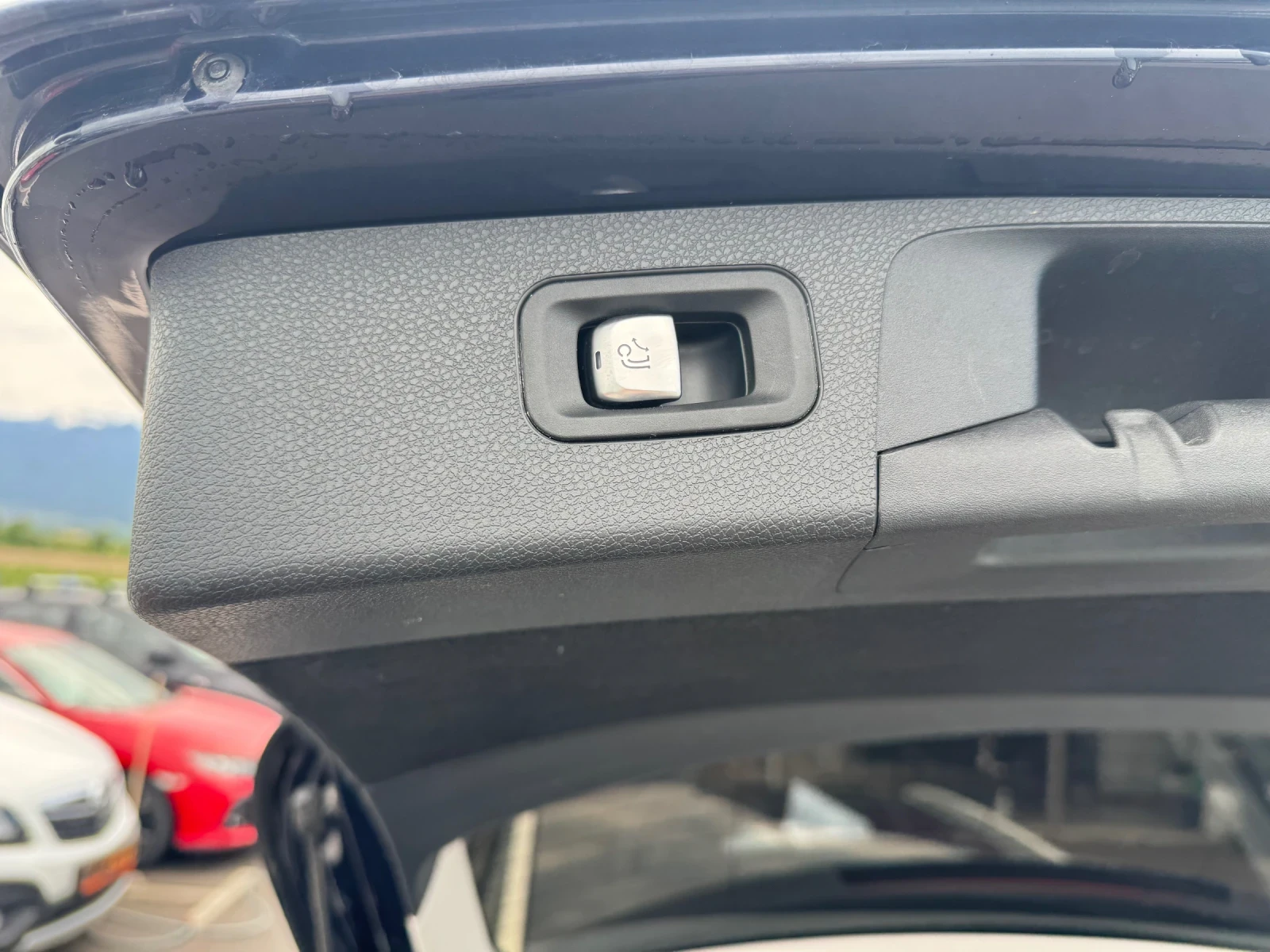 Mercedes-Benz E 300 DE/EQ/360/PlugIn, снимка 12 - Автомобили и джипове - 54662600