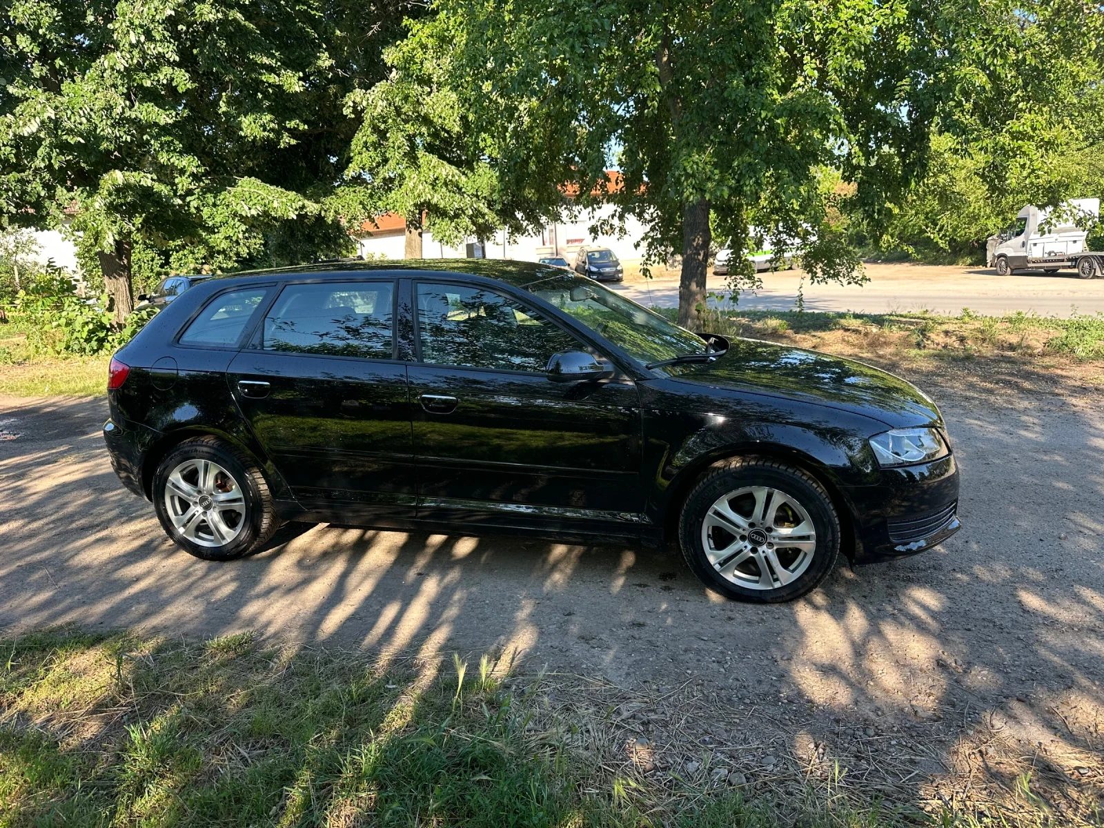 Audi A3 1.6 TDI 90kc , снимка 3 - Автомобили и джипове - 54823889